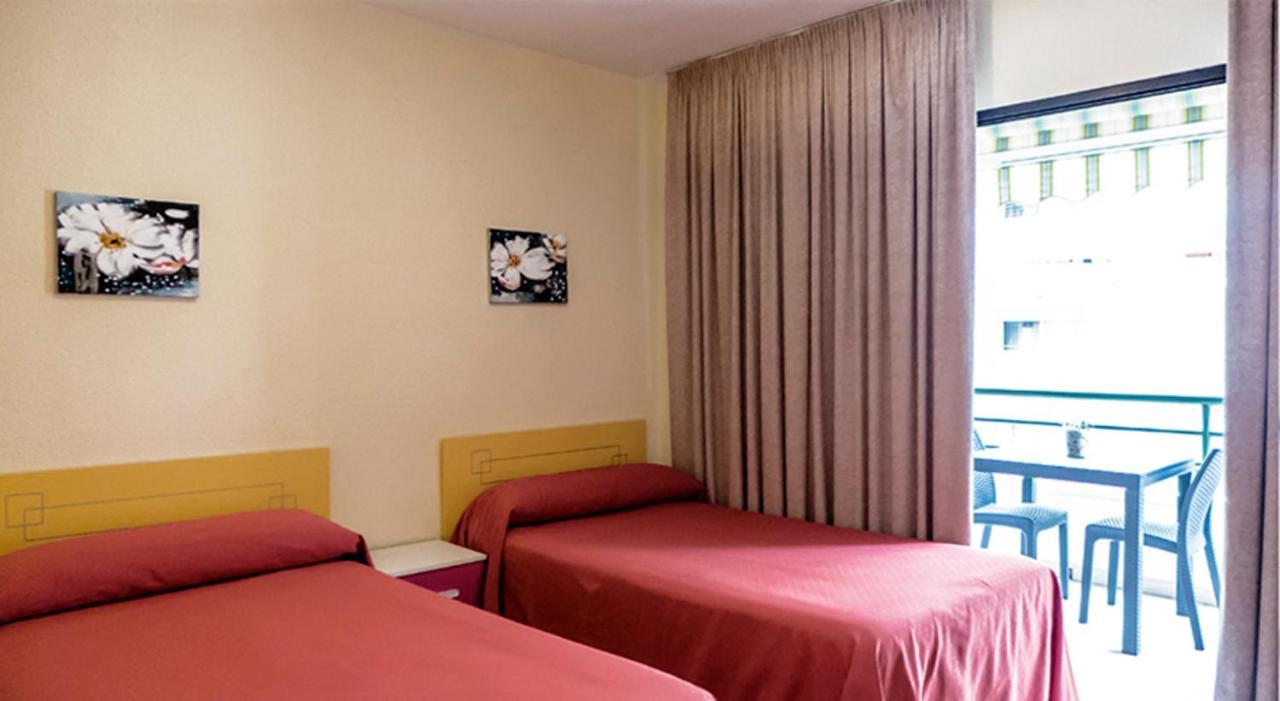 Hostal Rosa Villajoyosa Exterior photo